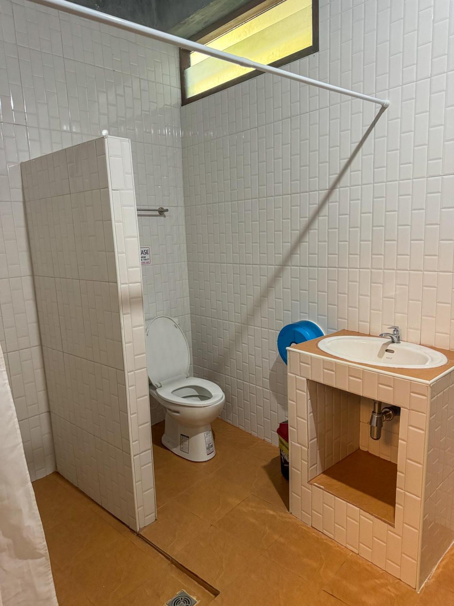 - Center - Swimming Pool